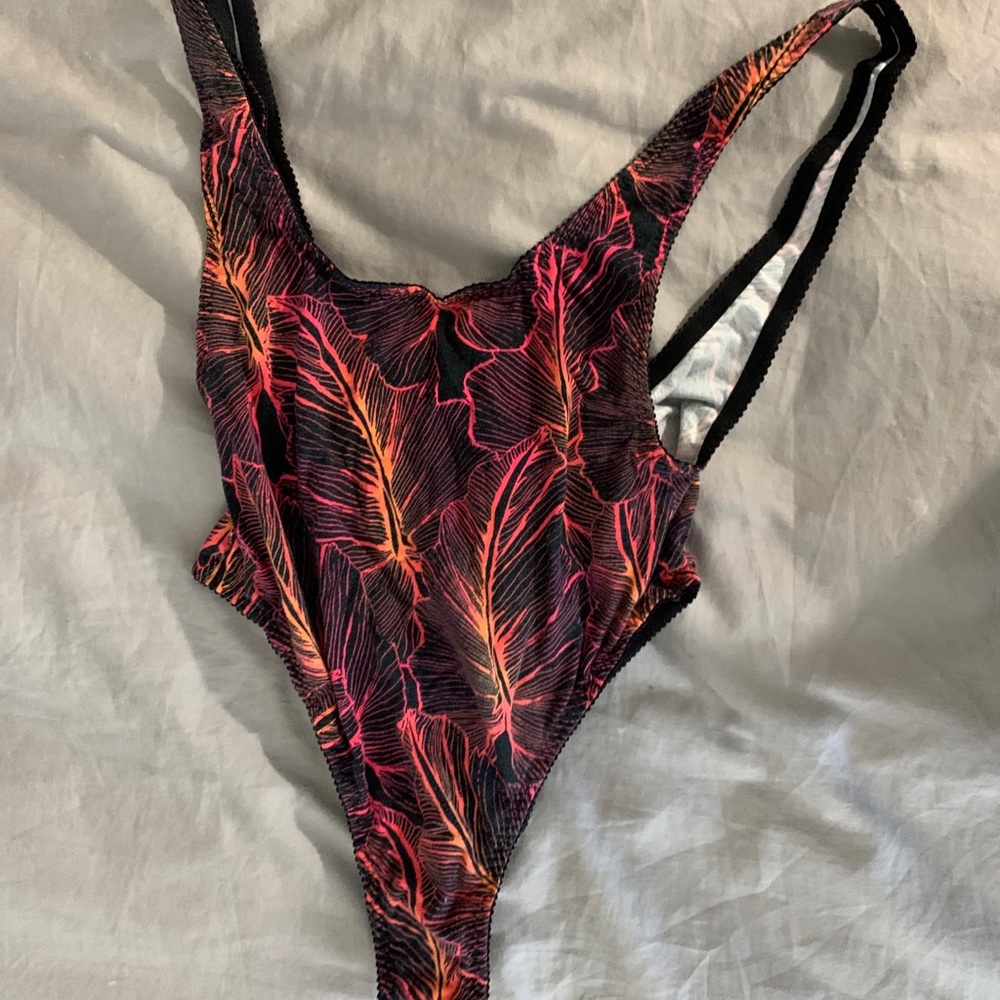 FREE PEOPLE Bodysuit never worn!